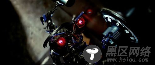 变形金刚2 昨日上映 汽车人提前降临地球