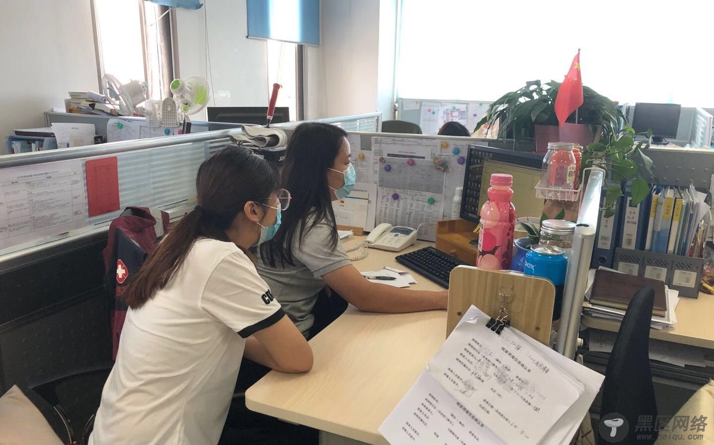 揭秘因新冠阳性崩溃大哭女子流调过程，报告写