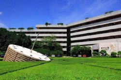 深圳大学用主题教育厚植爱国情怀