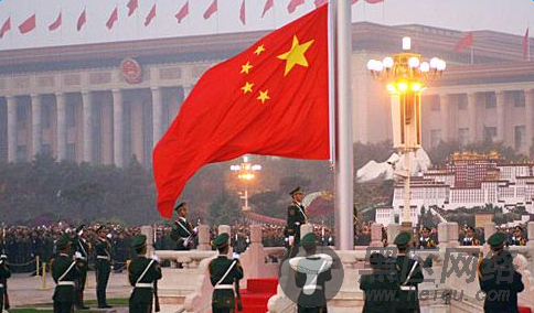 以“爱国”为主题的作文