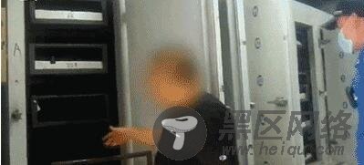 赵小棠上《极限挑战6》，单独撑伞被指不敬业，