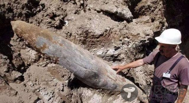 还原21年前大事！中国驻南斯拉夫大使馆被炸案终