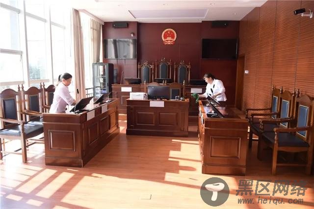 曲靖中院开展爱国卫生“众参与”活动