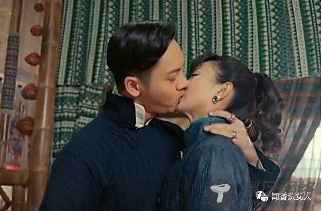 拍吻戏时入戏太深，她是首位伸舌头的女星，网