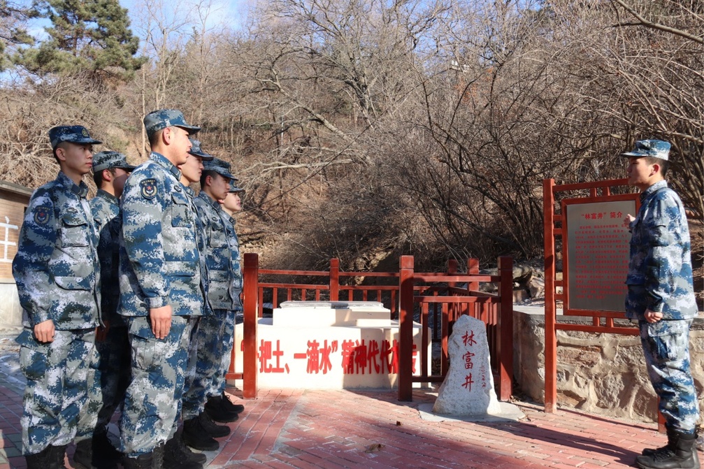 永不生�的鋼釘︰走近海島雷達兵心中的“紅色