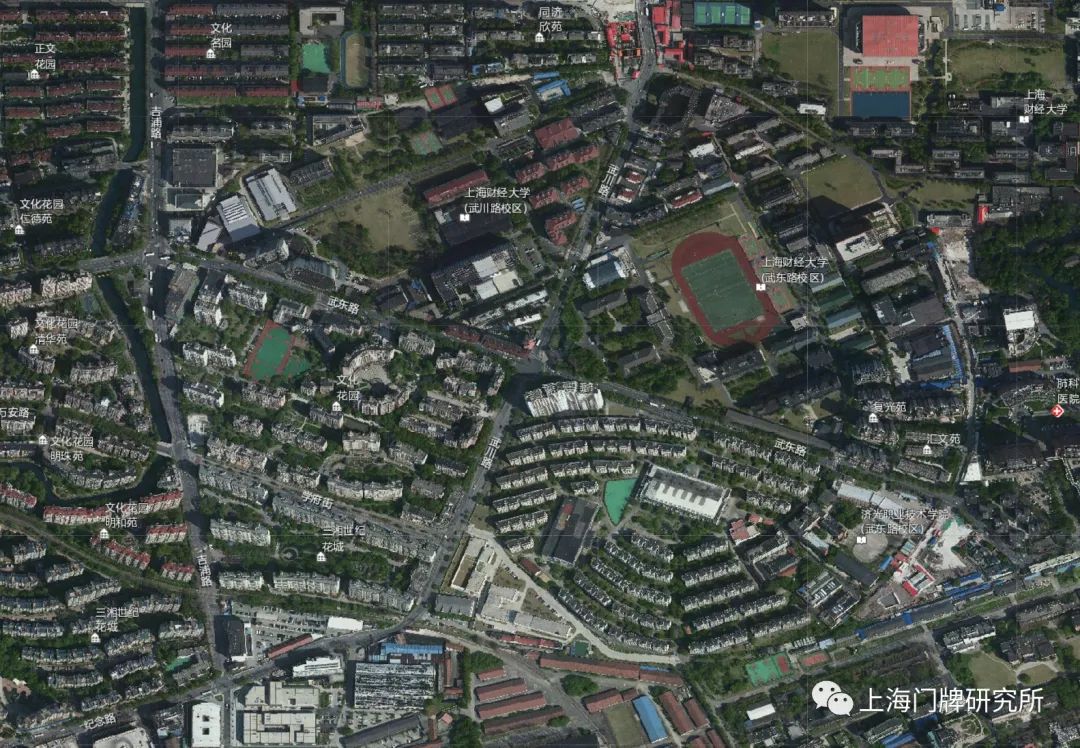 图说：通往“万国”的体育会路