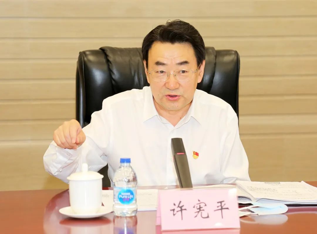 兵器装备集团党组专题学习《关于中央企业在完