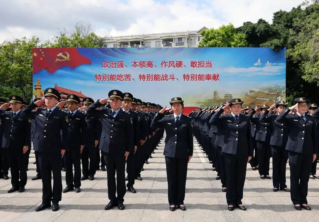 上新！生态环境保护综合执法队伍全新制式服装
