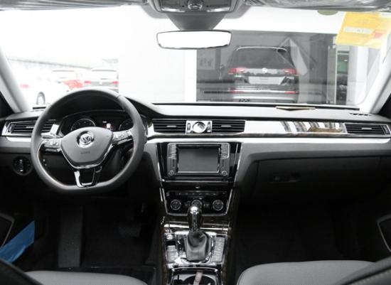 2017款大众帕萨特1.4T多少钱 1.8T裸车报价