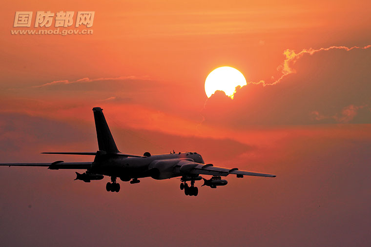 空軍轟炸航空兵某師︰“戰神”加速換羽騰飛