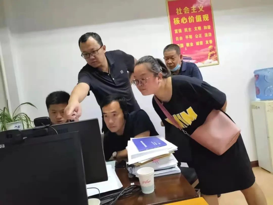 小小闯红灯行为竟牵扯出一桩巨额电信诈骗！